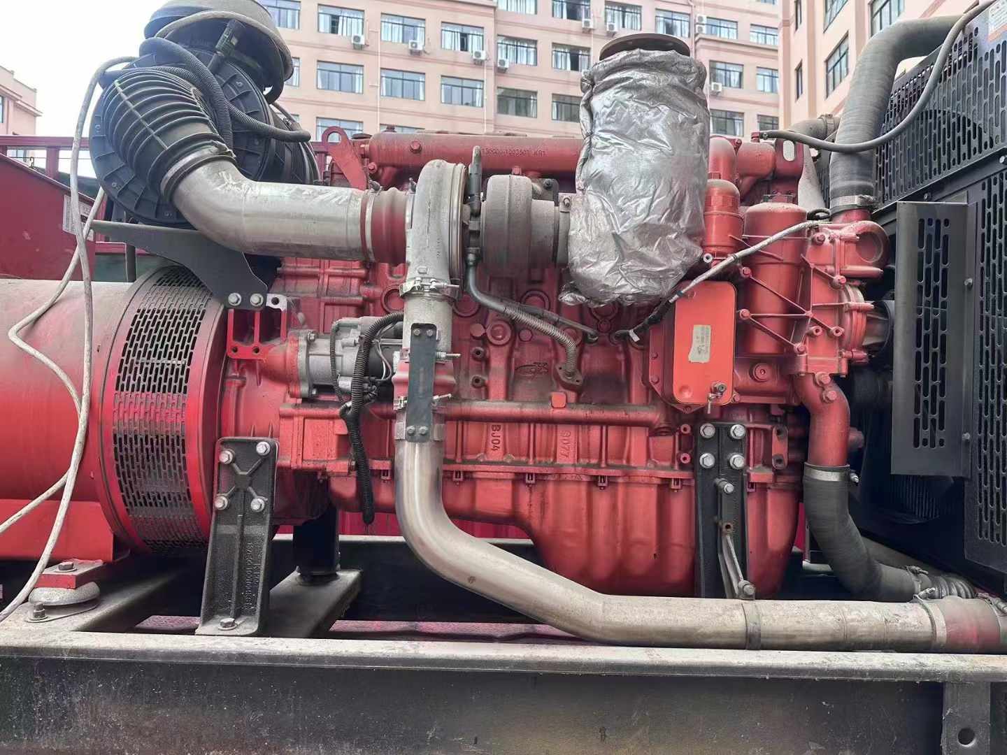 突泉如何选择适合 600kW 柴油发电机组的过载保护器？