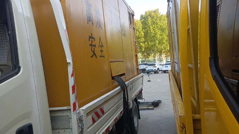 突泉如何判断柴油发电机组和UPS电源的切换时间是否符合要求？